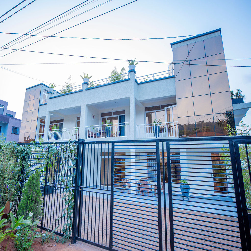 T & M Luxury Apartments, gallery photo 4